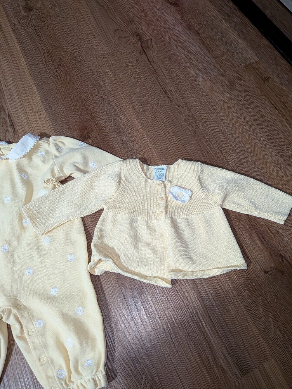 Vintage Gymboree Daisy Cow Yellow Outfit Set 3-6 Months - Picture 2 of 10